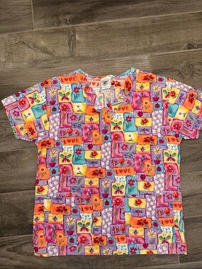Women's Floral Patchwork V-Neck scrub Tunic in Multicolor